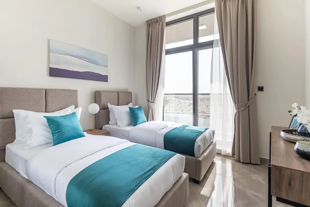 Frank Porter - Majestique Residence 2 Dubai